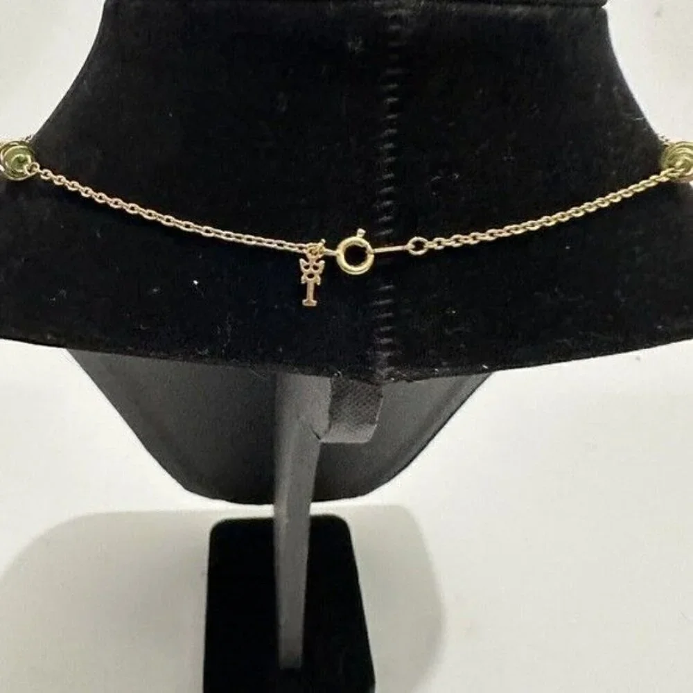 Vintage Signed Crown Trifari Gold Tone Dainty Chain Necklace Choker Green Beads - Picture 4 of 8